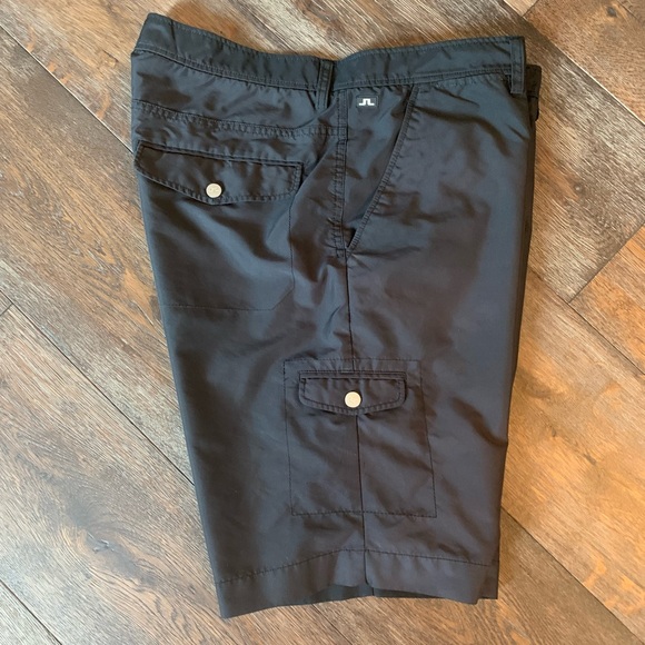J. Lindeberg Golf Black Shorts - Picture 2 of 5